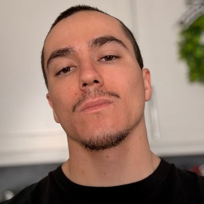 scovaFD's profile picture. “For in much wisdom is much grief, And he who increases knowledge increases sorrow” || “used-to” Apex streamer