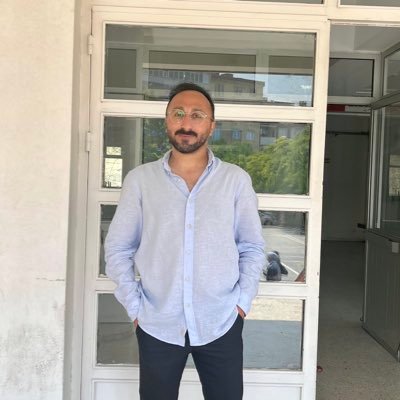 modernatom's profile picture. MEB