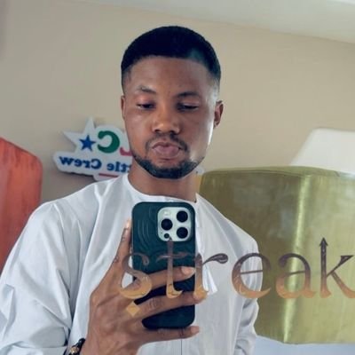 the_beloved1_'s profile picture. Critical Thinker | Crypto Trader | Your Reliable Source for Quality Gadgets & Gaming Devices | Senior Manchester United Advocate 🔴