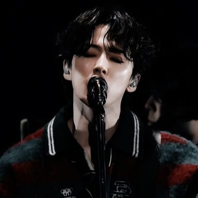 SHINSEKAIDA's profile picture. 1998 :ㅤ️SHINAGAWA KAIJIㅤ️//ㅤ️品河快司ㅤ️. @UNBIRTHBAND's MAIN VOCALIST, LEADER, SONGWRITER AND AN UNSTOPAPBLE DREAM CHASER.