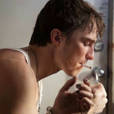 wavetosad's profile picture. 