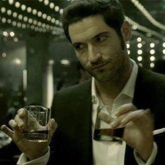 lokislester's profile picture. 🇫🇮 | Multifandom | letterboxd: mel_tapes | Loki defender | WINCEST DNI