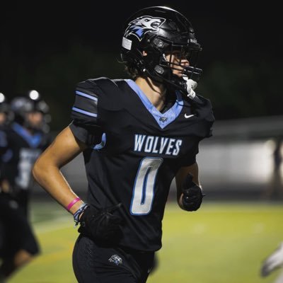 Quade_Carraher's profile picture. ENHS - Class of 2028 - 🏈🏀 - 3.8 GPA - 6’4” - 175 lbs - TE/DE - C - LJ/TJ - Philippians 4:13✝️