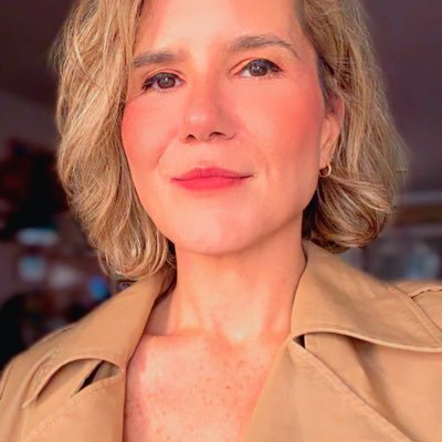 renatamotta's profile picture. se minha vida fosse filme eu pegaria no sono ou sairia no meio | 🌎 91 países | odeio drama, mas faço |