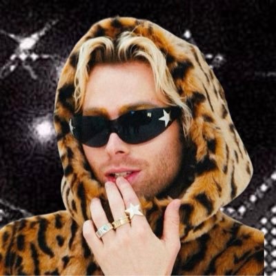 luckystarmuke's profile picture. 