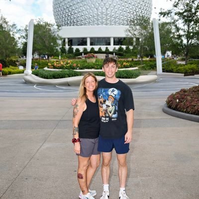 bakingmom14's profile picture. Go Blue / Pearl Jam