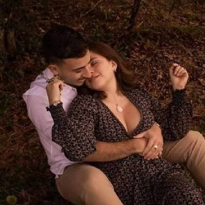 mahi16351365's profile picture. love is Life 

نفرتوں کے دور میں💔

میرا I Love U قبول کیجئے😍🙏