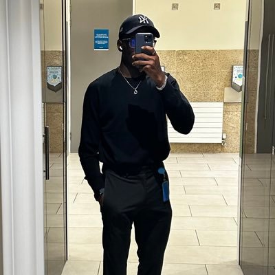 tobilobaadee's profile picture. Cloud warrior💻 || Engineer @AWScloud || Ex-interswitch || Linux fan by force!