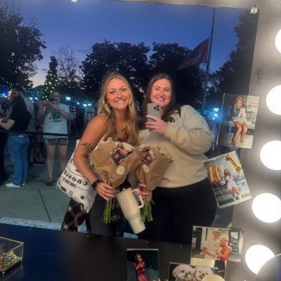 lolieee32's profile picture. 29 • nashville • give yourself some grace • who dey • music is like my only cool personality trait