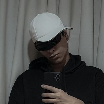 priv_teiia's profile picture. nem sei o que falar aqui