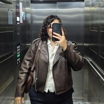 qocebehatun's profile picture. kendi dünyamın delisiyim..