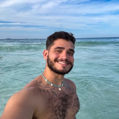 euguifrancomg's profile picture. desorganizado, intenso, metódico e que gosta de descansar ouvindo uma boa música ou assistindo uma boa série