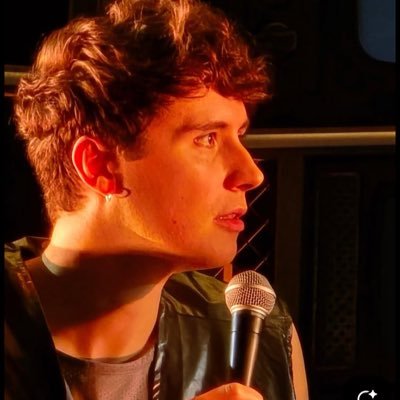 hardlaunchedd's profile picture. post hard launch phannie (shocker) (everyone freak out)