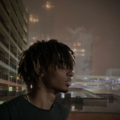 iky_fwjett's profile picture. temporary personality.