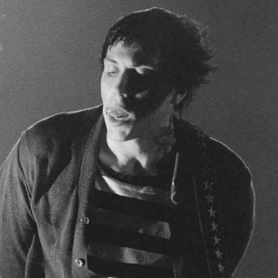 flattenlovenote's profile picture. #1 Ghost of you enjoyer ♱