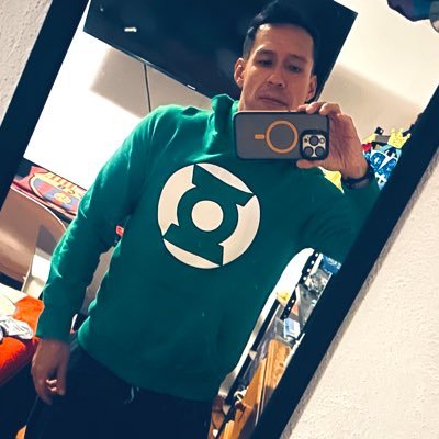 tovur14's profile picture. 