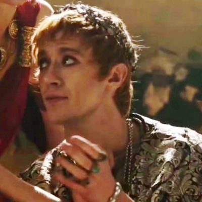 bvtterflycffect's profile picture. Storybrooke is were i really belong ♡ ~ Captainswan's daughter & Frontman's babygirl♡ // @stxrmclxudd is my partner in time ♡