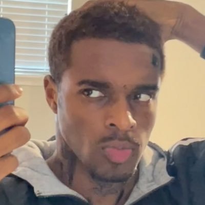 14CMPKEN's profile picture. V.Killroy @solitudeglobal Multifaceted Artist. Painter. Mixed Media. Sculpter. Designer. Guitarist. NO DMs 🚫