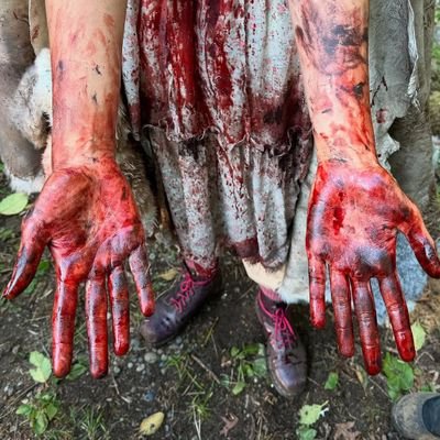 ponderomorrer's profile picture. drunk as they watch my shattered edges glisten