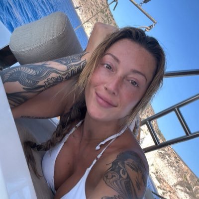 arcymia97251's profile picture. Yes this is really me. Full time PT, part time rotisserie chicken connoisseur, occasionally unhinged🤠🇺🇸