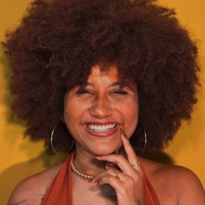 eta_nega's profile picture. Blogueira cansada • Podcaster no @etaporrapod • streamer • psicóloga • 🏳️‍🌈bi ❤️não-mono • Ela/Dela