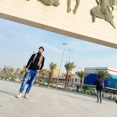 laythkareem313's profile picture. هنا مساحتي الشخصية
 الفرق بين ((القشور.. واللب) ) ((🇮🇶))