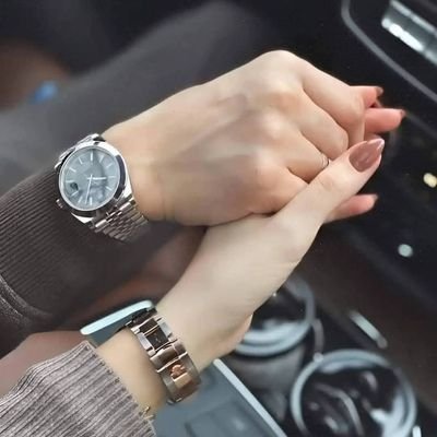 fffomiis's profile picture. يكفي أن تكون شخصاً عظيماً في عين نفسك