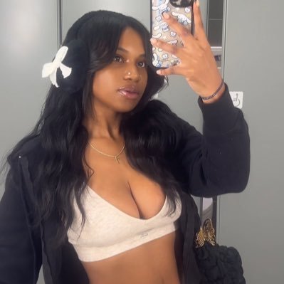 codetyy's profile picture. 🪬 ₊˚⊹⁠♡﹏𓊝﹏☼ ♡⊹⁠˚₊ 𓆉⋆｡˚⋆❀ 𓇼 ˖° 𖦹𓂃 ོ𓂃☾