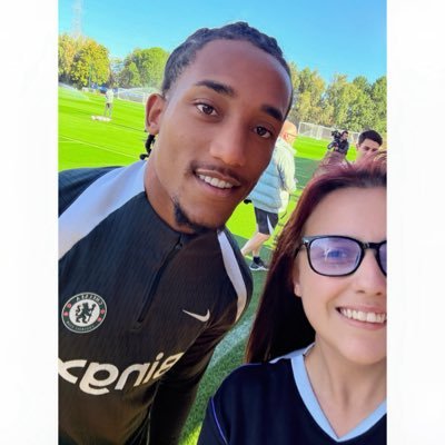 CarefreeChloee's profile picture. Chels. Rhea Ripley & random thoughts too🤗