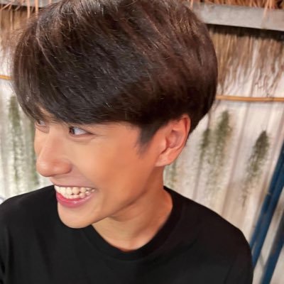 aespadivaspop's profile picture. 