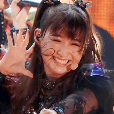 CoolKid_Buns's profile picture. 🌸fukei first and foremost🌸 🍑hopeless momoshi🍑 🩷girl group enjoyer🩷 backup @BunsNChips