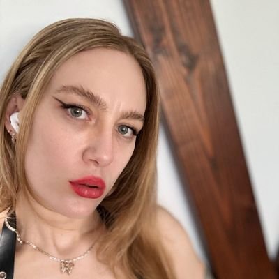 rose_mistr65092's profile picture. SUBMISSION🧎 CHASITY 🗝️ SISSFICATIONHUMILIATION 🥲 BDSM ⛓️ KEYHOLDER