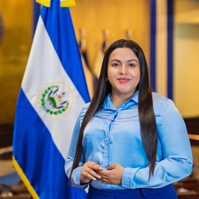 molinajnnth's profile picture. Diputada de la República de El Salvador II Mi fe y confianza en Dios II Comisión Niñez e Integración Social || Nuevas Ideas🇸🇻💙