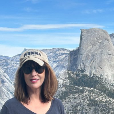 karenLo35351050's profile picture. grandma to two adorable children .