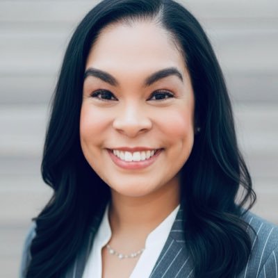 reynahustles's profile picture. Proud Principal at Coronado High School  #LeadershipMatters ❤️#TBirdTakeover 💙💛
