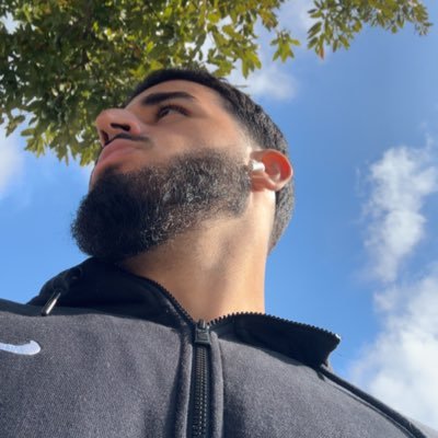 y 🇩🇿🇳🇱 Profile