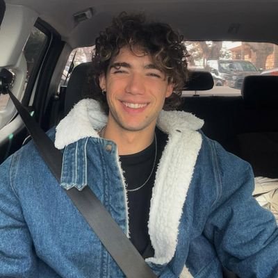 Lahm988's profile picture. Solo Mateo Belmonte y Marcos Ginocchio, así que no me vengan a romper los 🥚🥚🥚