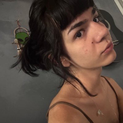 saturnseap's profile picture. choro e estrogel