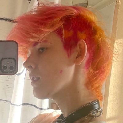 N0TWARRl0RS's profile picture. #1 bluesten luvr +met parx 5/16/23 ★ 3/16/24+ ★ for what its worth, i think u saved my life ★ ||-//