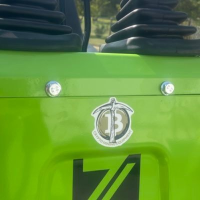 tuthirtz's profile picture. got bedroom views, no office! #btc