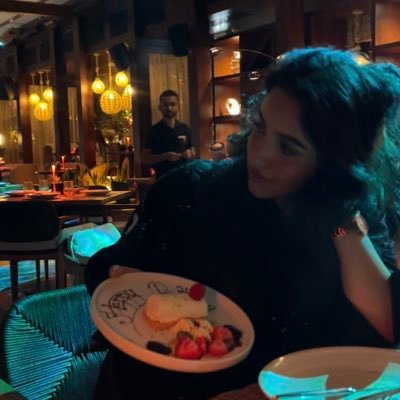 LamarAlsaad's profile picture. براها صمت حزين..جواها حريّه @Angham