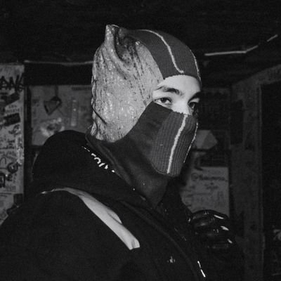 _citywallls's profile picture. Few Proud and Emotional