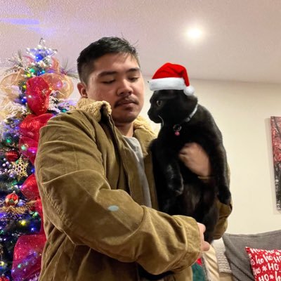 sockmoments's profile picture. 