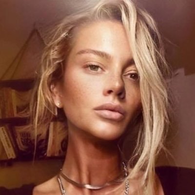 Polyannayakalp's profile picture. 