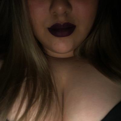 ALIZZ1616's profile picture. 