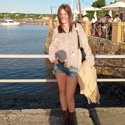 avcapu's profile picture. Abogada-Profesora                         Librepensadora                                                                           
La estupidez insiste siempre