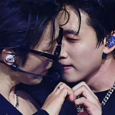 D_SlytherinGirl's profile picture. 25♊ I💜Wrestling |ᴱˡᶠⁱˢʰ♡| ✨Smiler, Rusher, ELF, Stay, Annie & Coder✨ 🐍💚 🫧🖤💙