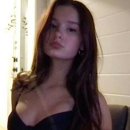 iiluvtswift's profile picture. you can win if you want, track 5 ♡