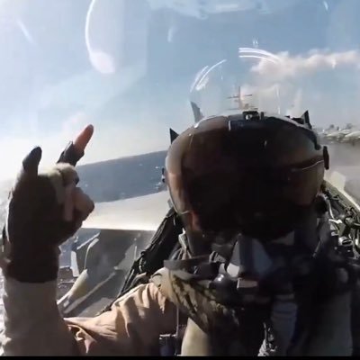 CrusaderGoalie's profile picture. OSINT and news junkie muy políticamente incorrecto,en el mundo no se mueve una hoja sin que yo me entere,fan del hockey sobre hielo