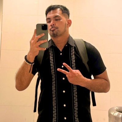 iam_labs_'s profile picture. Quietly returning to myself ✨